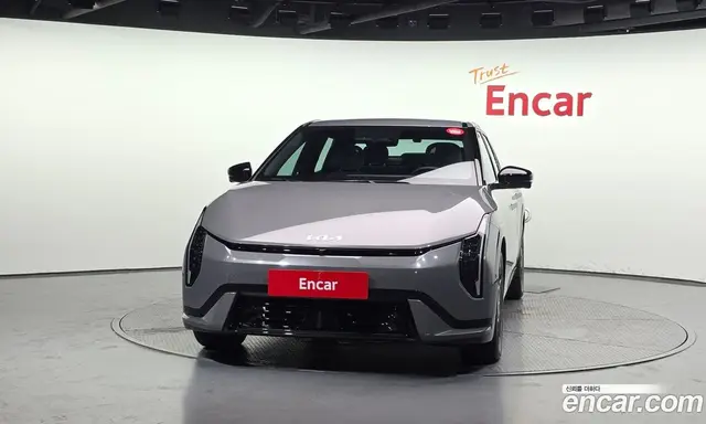 Kia EV4 2025 0.2 автомат (гидро), миниатюра 3