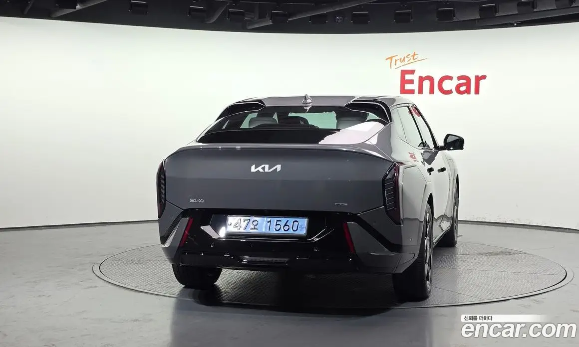 Kia EV4 2025 0.2 автомат (гидро), фото 4