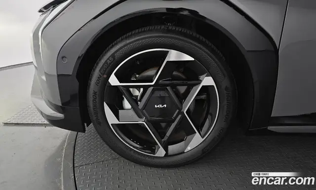 Kia EV4 2025 0.2 автомат (гидро), миниатюра 5