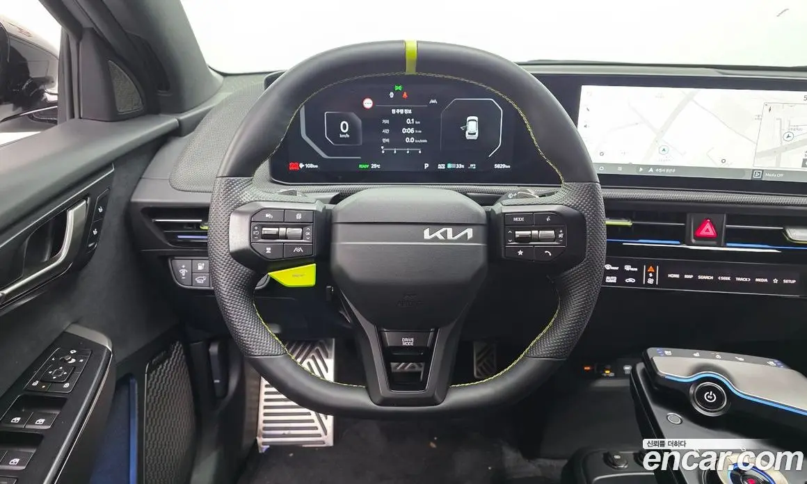 Kia EV6 2025 0.1 автомат (гидро), фото 14