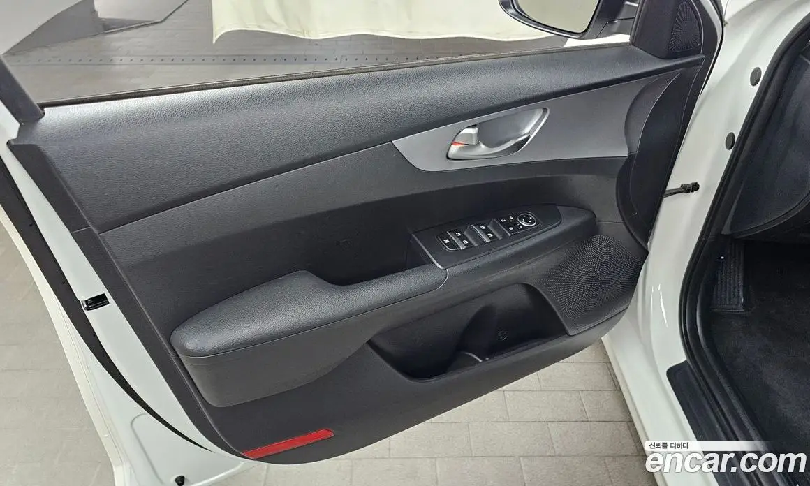 Kia K3 2021 1.6 автомат (гидро), фото 14