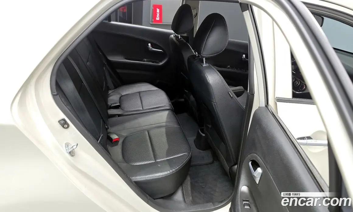 Kia Morning 2013 1.0 автомат (гидро), фото 18