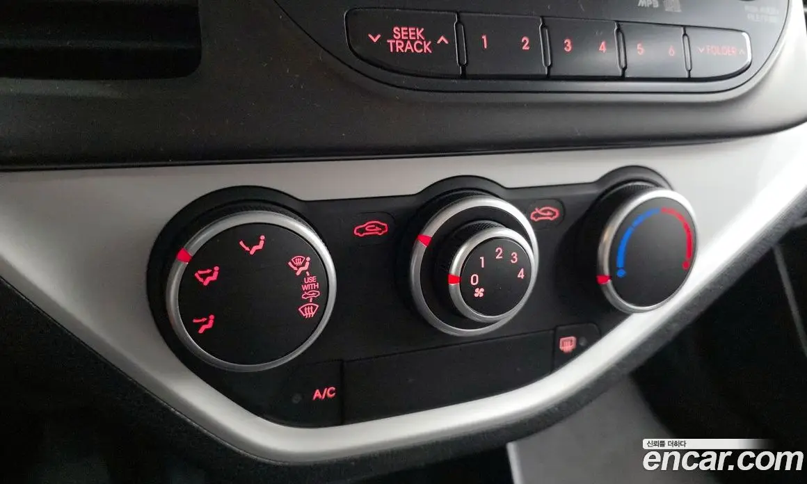 Kia Morning 2013 1.0 автомат (гидро), фото 24