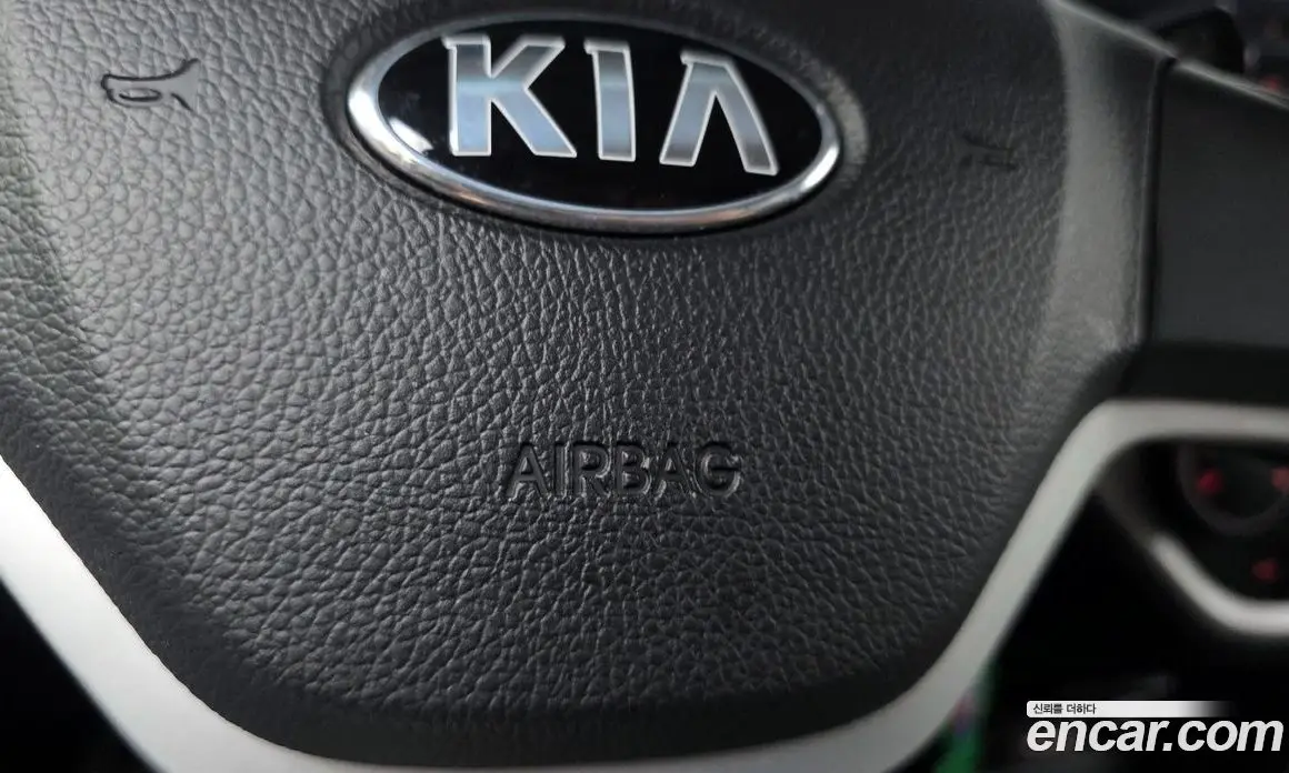 Kia Morning 2013 1.0 автомат (гидро), фото 34
