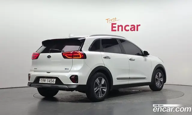 Kia Niro 2019 1.6 автомат (гидро), миниатюра 2