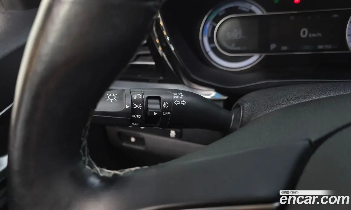 Kia Niro 2019 1.6 автомат (гидро), фото 29