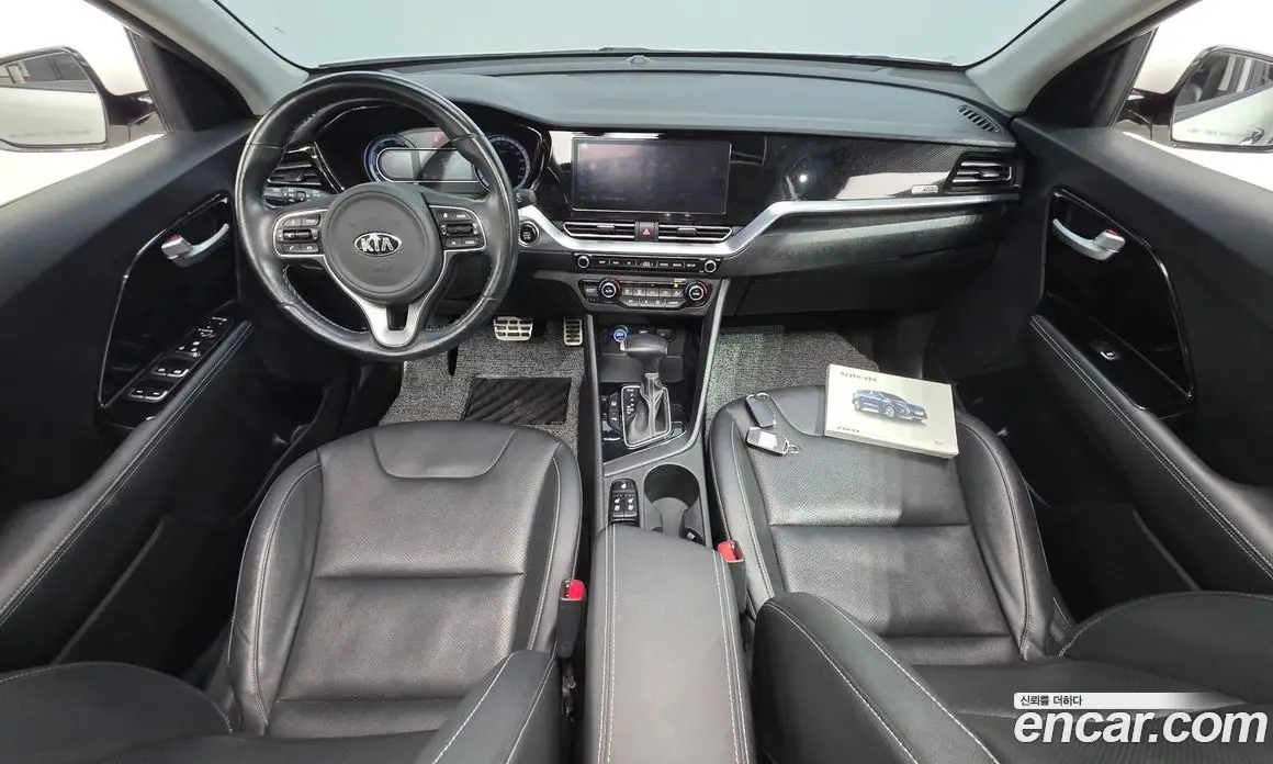 Kia Niro 2019 1.6 автомат (гидро), фото 10