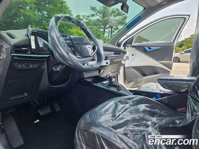 Kia Niro 2026 1.6 автомат (гидро), миниатюра 7