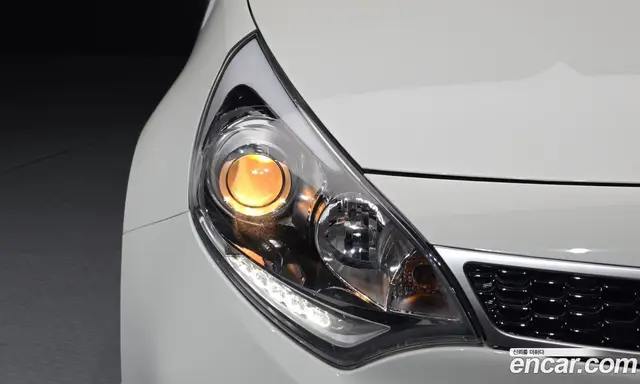 Kia Pride 2015 1.6 автомат (гидро), миниатюра 8