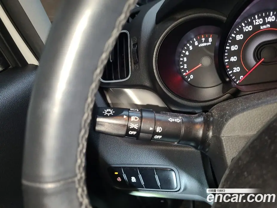 Kia Ray 2015 1.0 автомат (гидро), фото 20