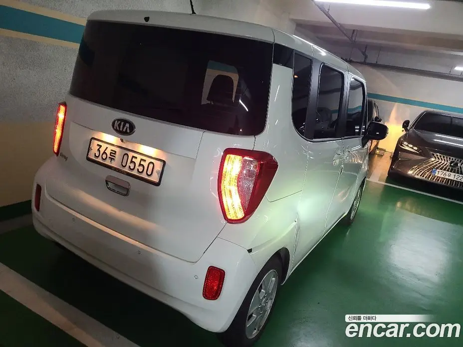 Kia Ray 2015 1.0 автомат (гидро), фото 8