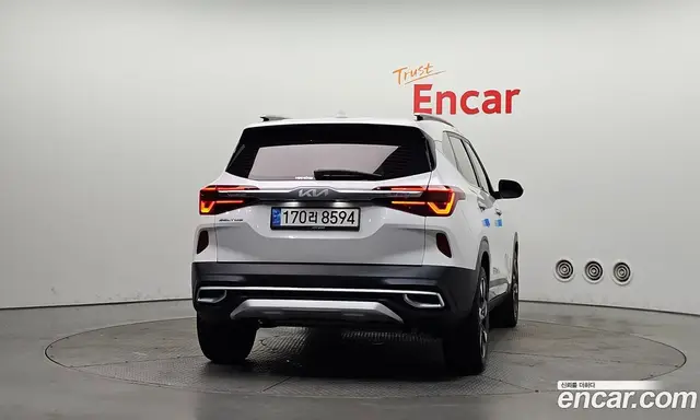 Kia Seltos 2022 1.6 автомат (гидро), миниатюра 4