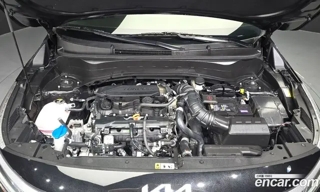 Kia Seltos 2025 1.6 автомат (гидро), миниатюра 6