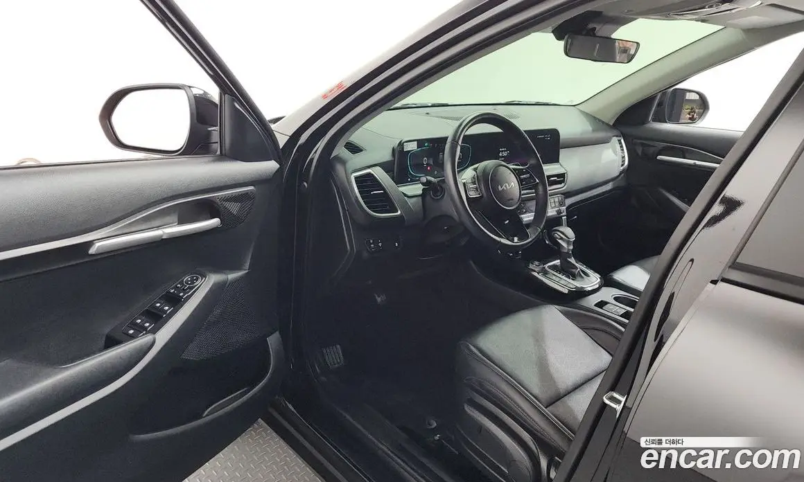 Kia Seltos 2025 2.0 автомат (гидро), фото 13