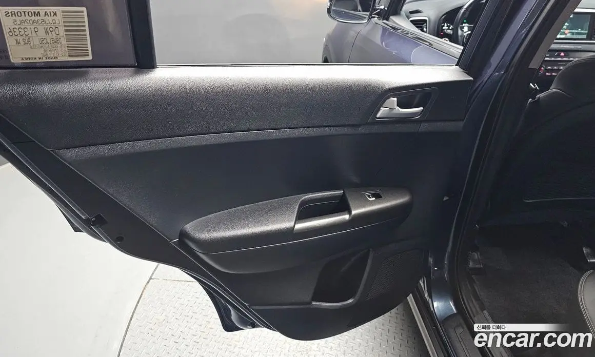Kia Sportage 2021 1.6 автомат (гидро), фото 15