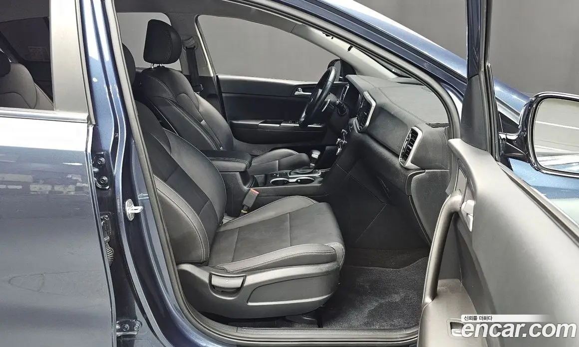 Kia Sportage 2021 1.6 автомат (гидро), фото 16