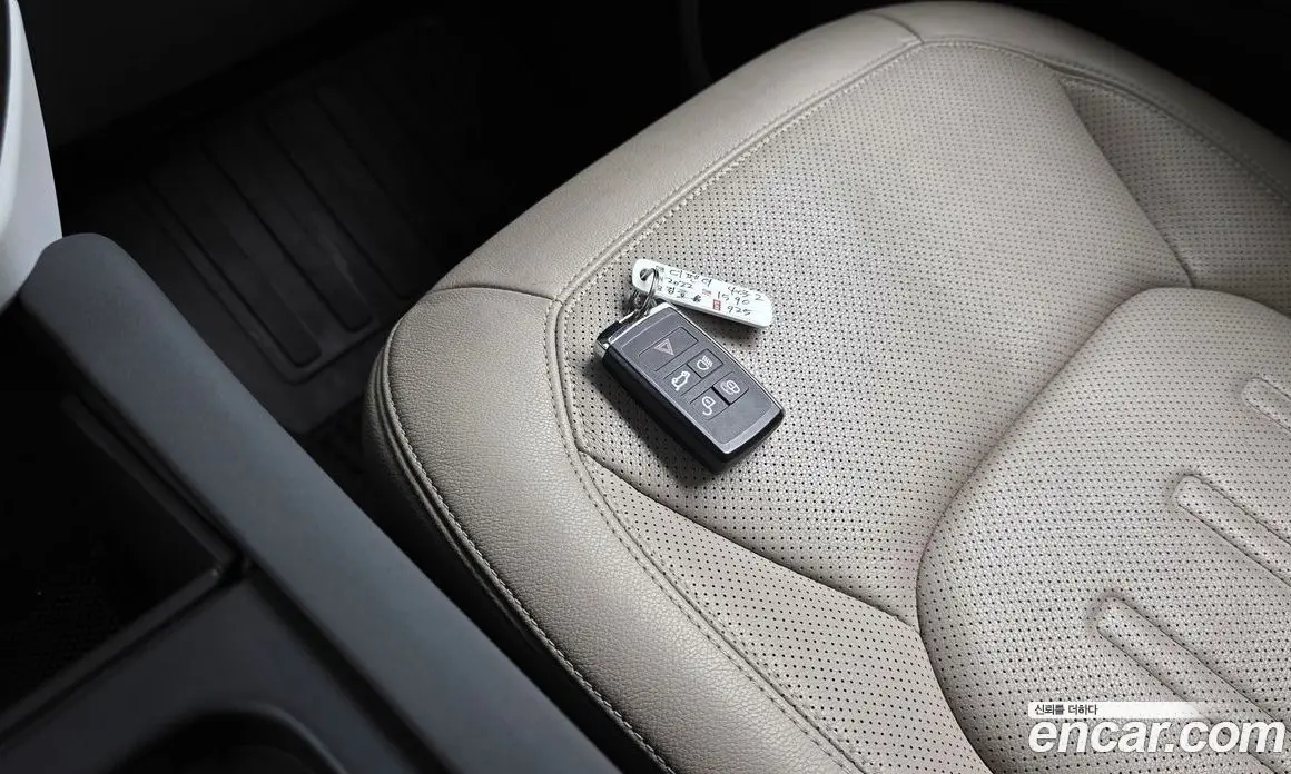 Land Rover Defender 2021 3.0 автомат (гидро), фото 32