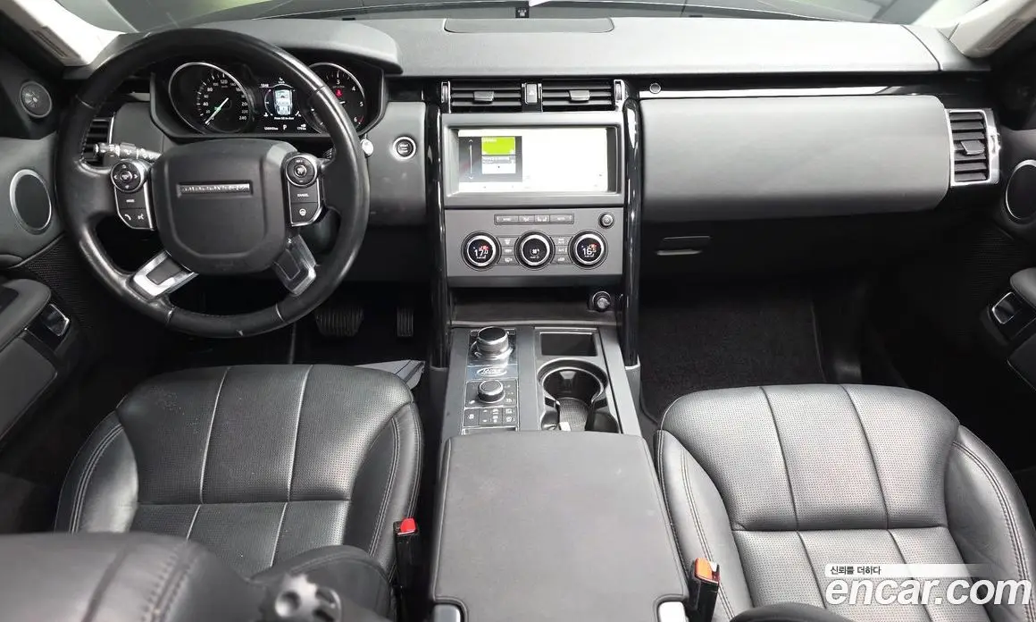 Land Rover Discovery 2018 2.0 автомат (гидро), фото 7 Land Rover Discovery 2018 2.0 автомат (гидро), фото 7