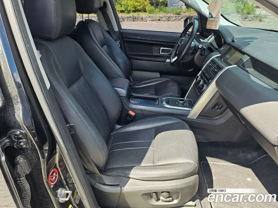 Land Rover Discovery Sport 2017 2.0 автомат (гидро), фото 12