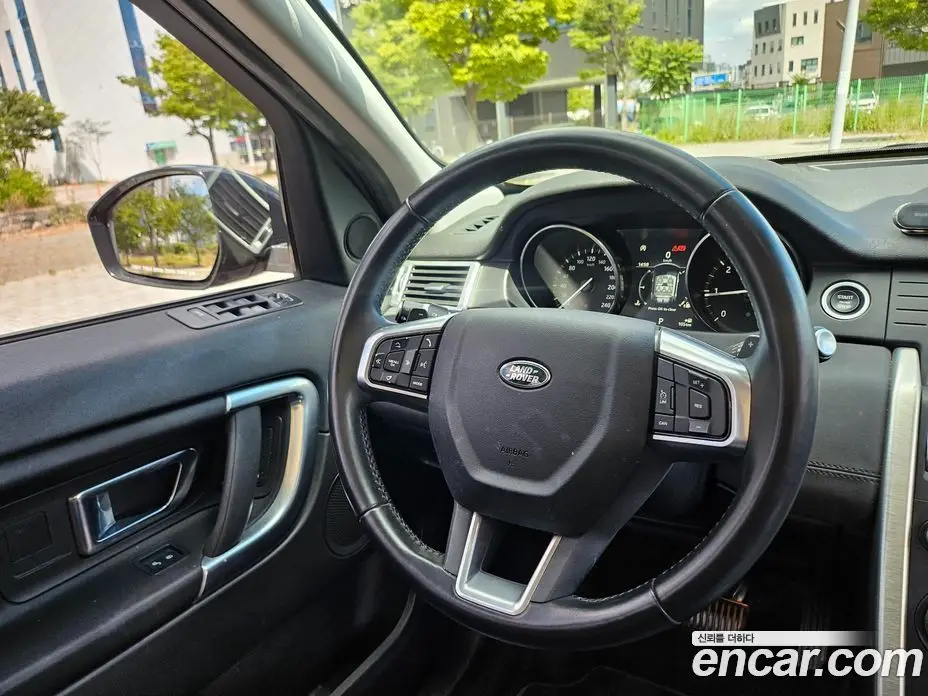 Land Rover Discovery Sport 2017 2.0 автомат (гидро), фото 17