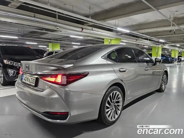 Lexus ES 2021 2.5 автомат (гидро), миниатюра 1 Lexus ES 2021 2.5 автомат (гидро), миниатюра 1