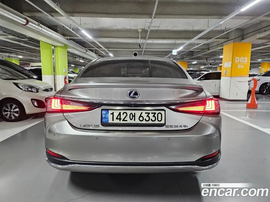 Lexus ES 2021 2.5 автомат (гидро), фото 3 Lexus ES 2021 2.5 автомат (гидро), фото 3