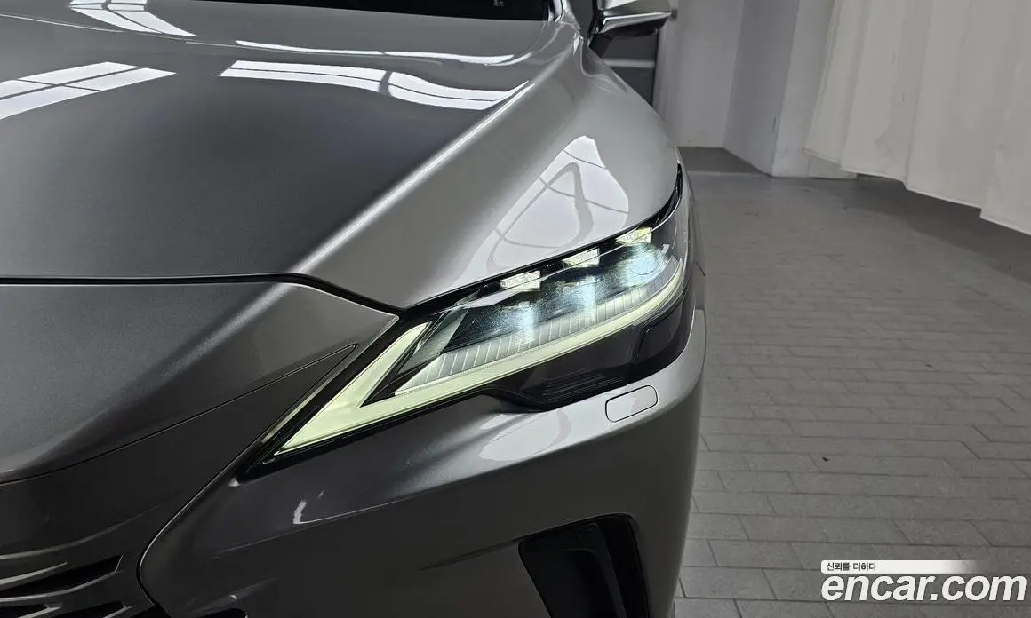 Lexus RX 2023 2.5 автомат (гидро), фото 8 Lexus RX 2023 2.5 автомат (гидро), фото 8