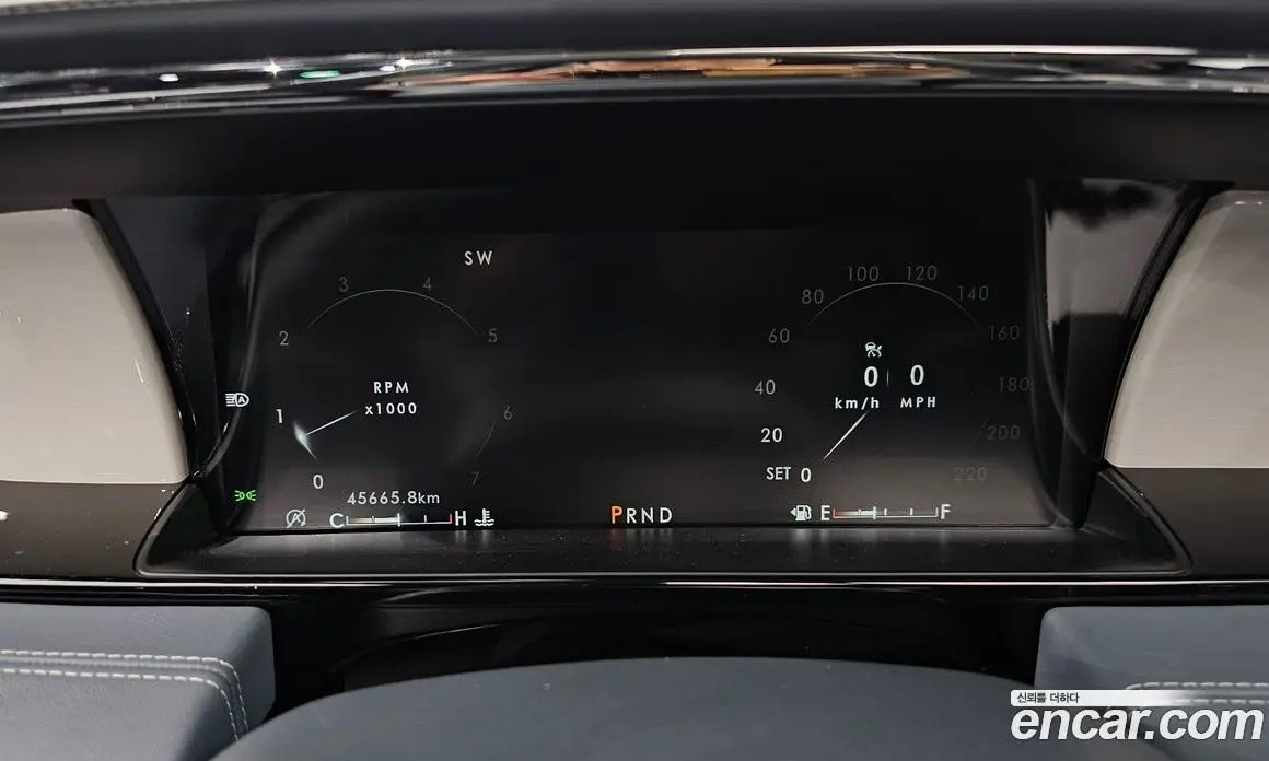 Lincoln Navigator 2019 3.5 автомат (гидро), фото 11 Lincoln Navigator 2019 3.5 автомат (гидро), фото 11