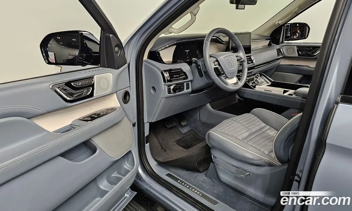 Lincoln Navigator 2019 3.5 автомат (гидро), фото 13 Lincoln Navigator 2019 3.5 автомат (гидро), фото 13