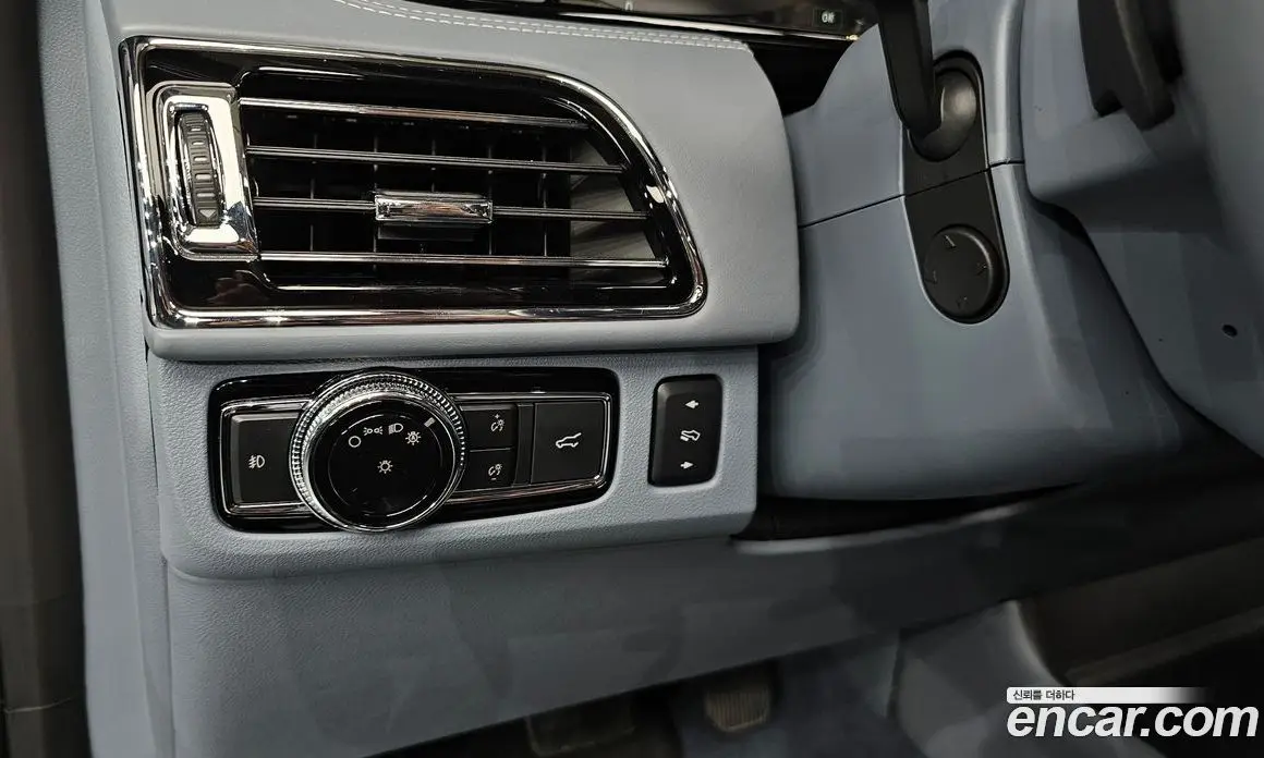Lincoln Navigator 2019 3.5 автомат (гидро), фото 21 Lincoln Navigator 2019 3.5 автомат (гидро), фото 21