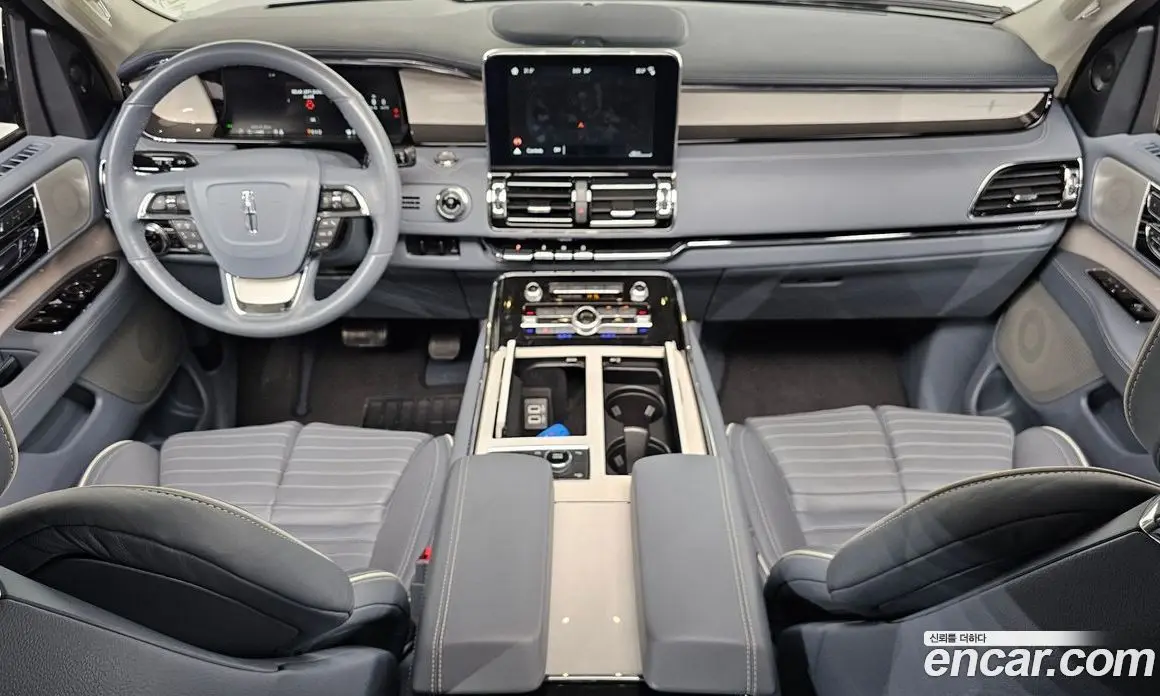 Lincoln Navigator 2019 3.5 автомат (гидро), фото 10 Lincoln Navigator 2019 3.5 автомат (гидро), фото 10