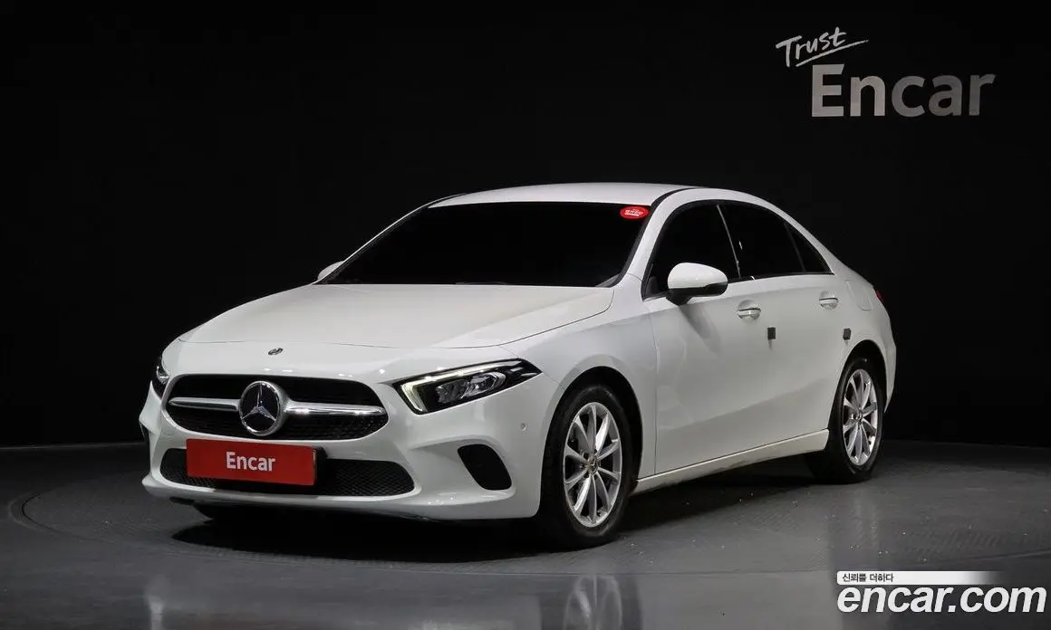Mercedes-Benz A-Class 2020 2.0 автомат (гидро), фото 1 Mercedes-Benz A-Class 2020 2.0 автомат (гидро), фото 1