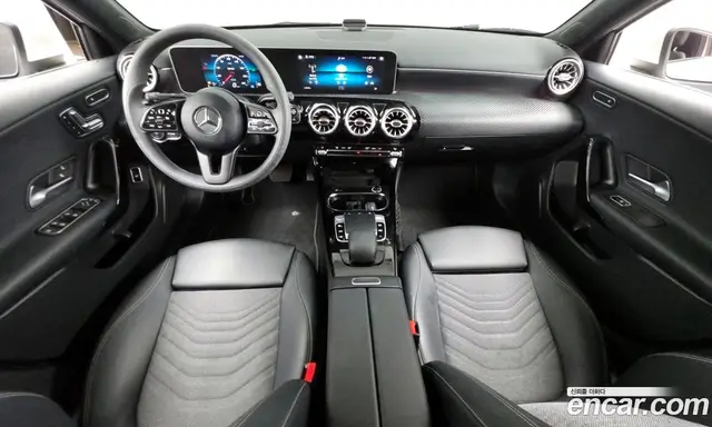 Mercedes-Benz A-Class 2020 2.0 автомат (гидро), миниатюра 7 Mercedes-Benz A-Class 2020 2.0 автомат (гидро), миниатюра 7
