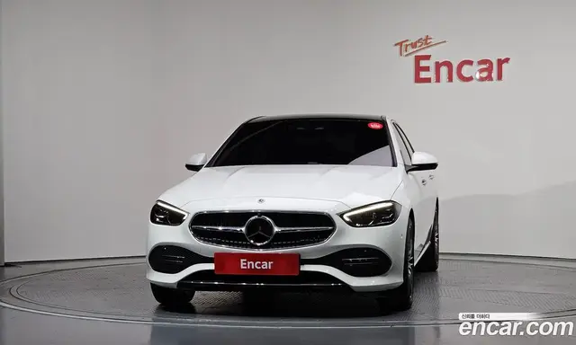Mercedes-Benz C-Class 2024 2.0 автомат (гидро), миниатюра 3