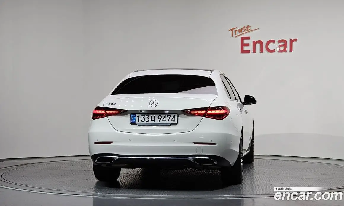 Mercedes-Benz C-Class 2024 2.0 автомат (гидро), фото 4
