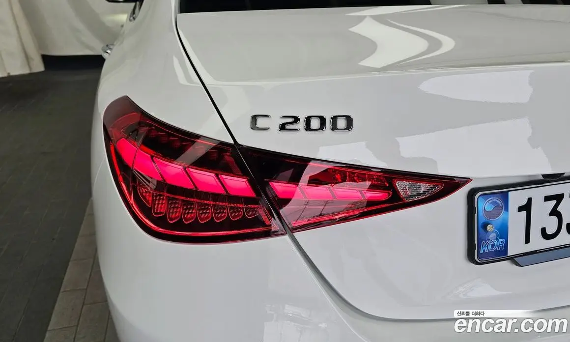 Mercedes-Benz C-Class 2024 2.0 автомат (гидро), фото 9