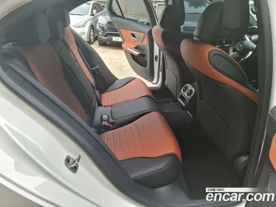 Mercedes-Benz C-Class 2025 2.0 автомат (гидро), фото 12