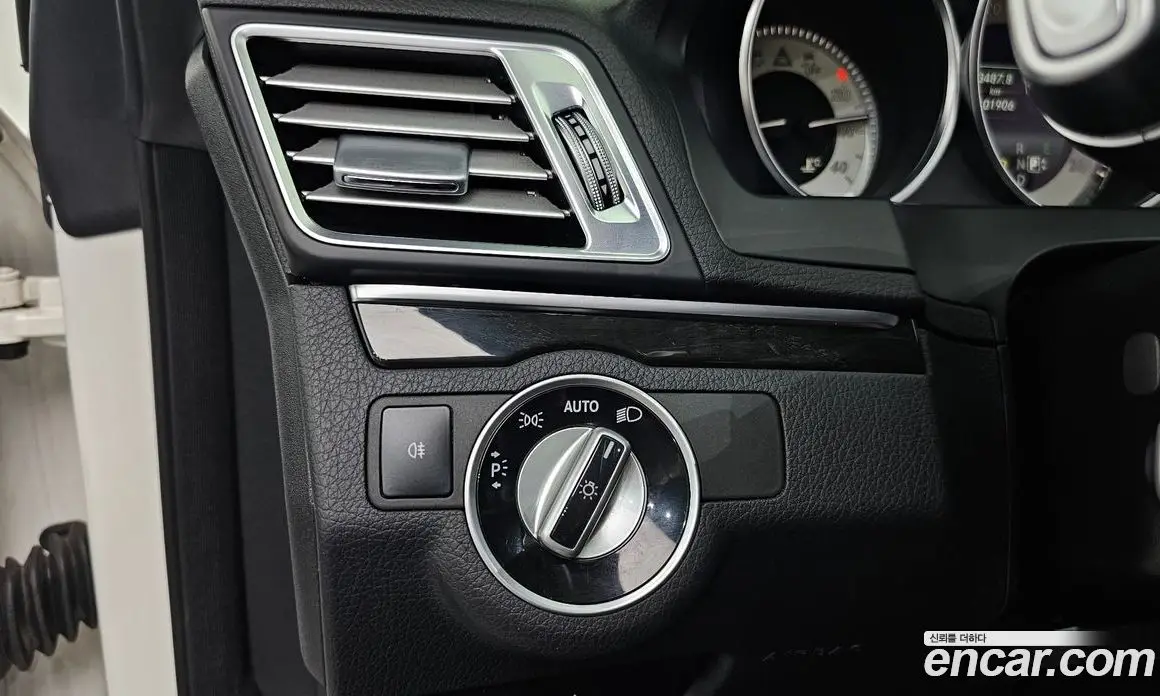 Mercedes-Benz E-Class 2014 2.0 автомат (гидро), фото 19