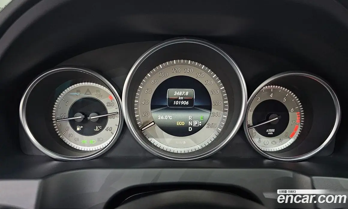 Mercedes-Benz E-Class 2014 2.0 автомат (гидро), фото 8