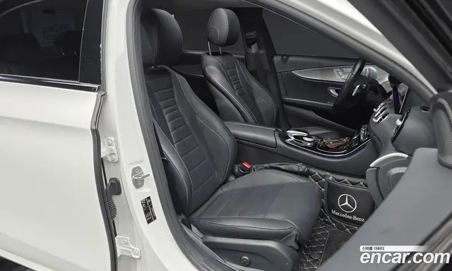 Mercedes-Benz E-Class 2016 2.0 автомат (гидро), миниатюра 12