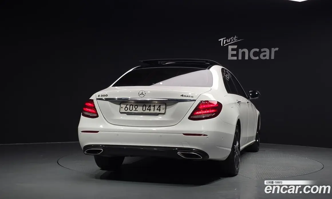 Mercedes-Benz E-Class 2016 2.0 автомат (гидро), фото 4