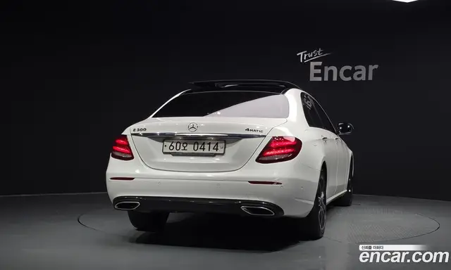 Mercedes-Benz E-Class 2016 2.0 автомат (гидро), миниатюра 4