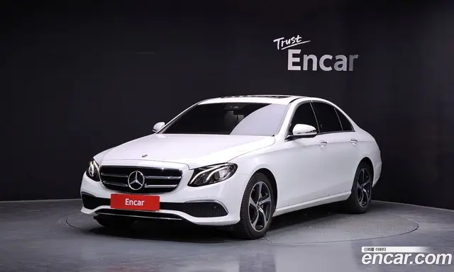 Mercedes-Benz E-Class, 2020, 53 950 км