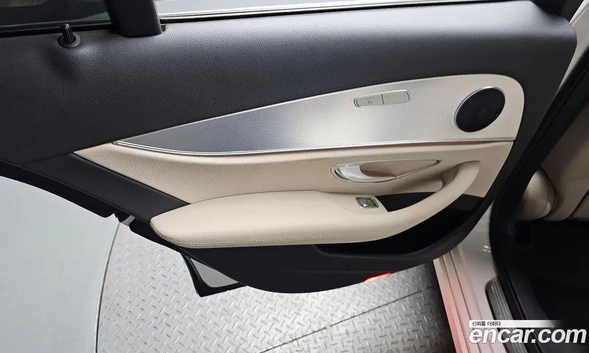 Mercedes-Benz E-Class 2020 2.0 автомат (гидро), фото 15