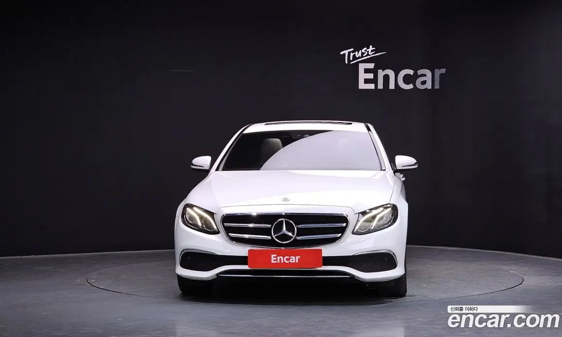 Mercedes-Benz E-Class 2020 2.0 автомат (гидро), фото 3