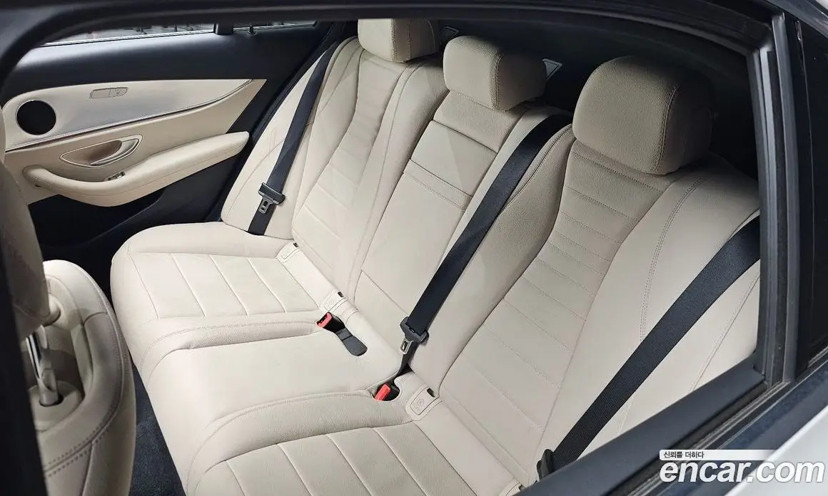 Mercedes-Benz E-Class 2020 2.0 автомат (гидро), фото 27