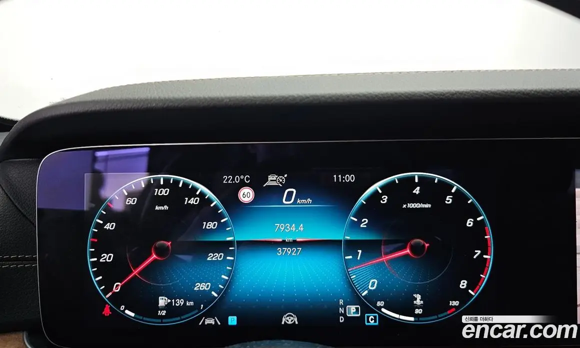 Mercedes-Benz E-Class 2021 2.0 автомат (гидро), фото 8