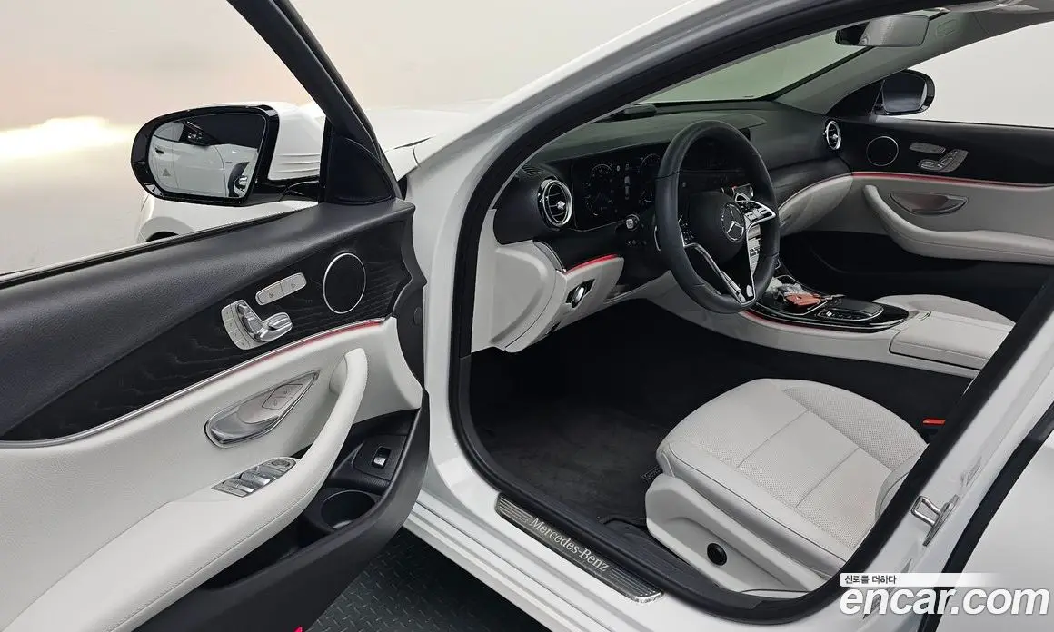 Mercedes-Benz E-Class 2023 2.0 автомат (гидро), фото 12