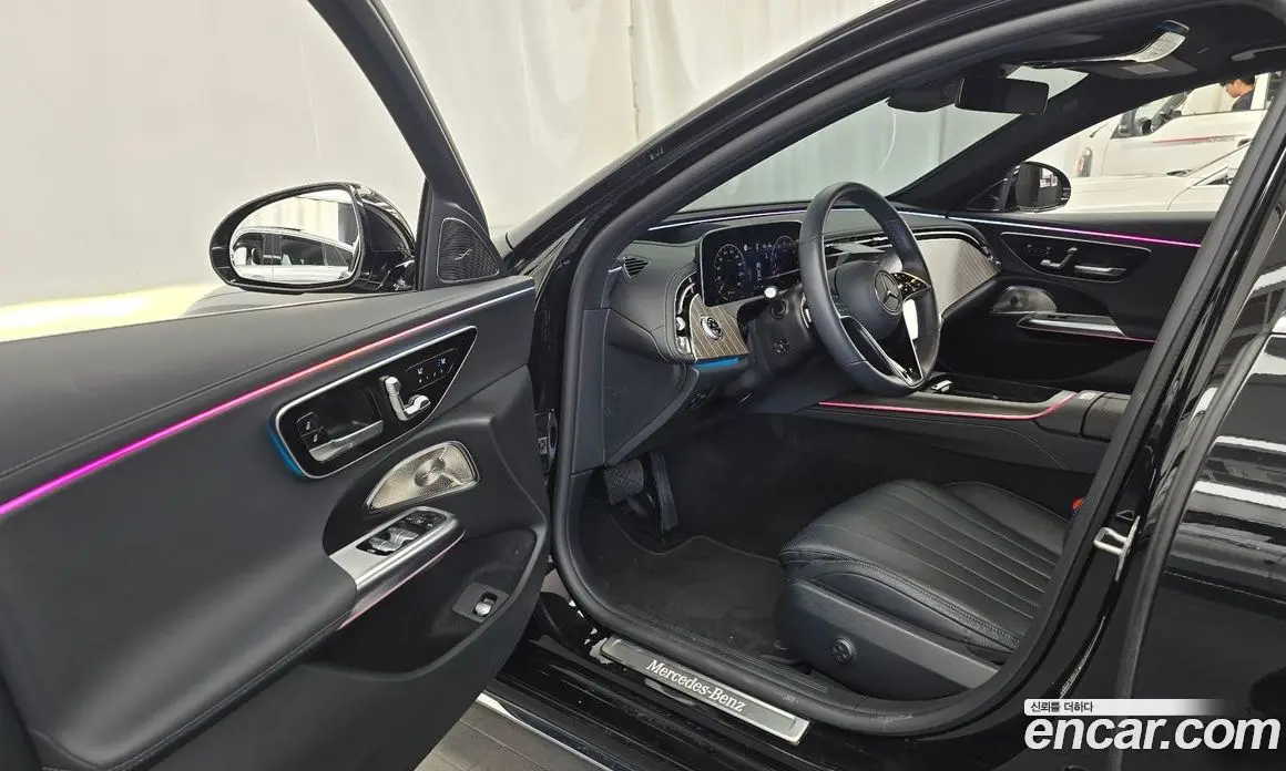 Mercedes-Benz E-Class 2024 2.0 автомат (гидро), фото 13