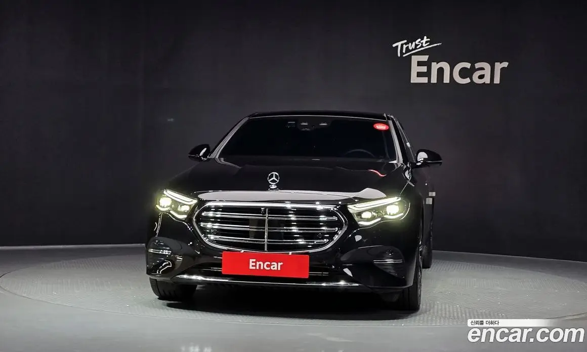 Mercedes-Benz E-Class 2024 2.0 автомат (гидро), фото 3